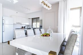 The Haneviim Court - Isrentals