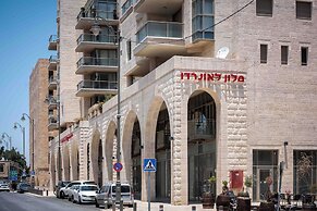 The Haneviim Court - Isrentals