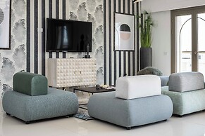 The Haneviim Court - Isrentals