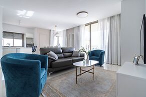 The Haneviim Court - Isrentals