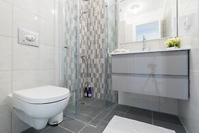 The Haneviim Court - Isrentals