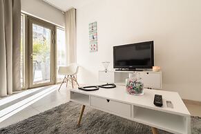 The Haneviim Court - Isrentals