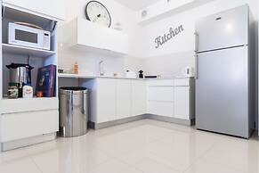 The Haneviim Court - Isrentals