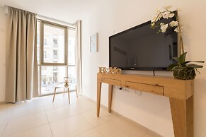 The Haneviim Court - Isrentals