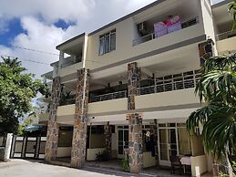 Pereybere Beach Apartments