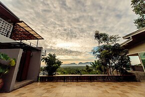 Ao Luek Panoramic Pool Villa