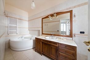 619 La Ripostiera by Barbarhouse