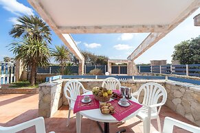 614 Riva degli Angeli by Barbarhouse