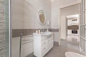 614 Riva degli Angeli by Barbarhouse