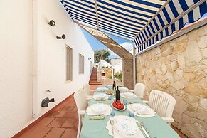 614 Riva degli Angeli by Barbarhouse