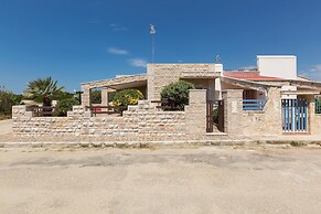 937 Riva del Conte by Barbarhouse