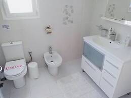 Villa Ampelaki (30 meters to the beach)