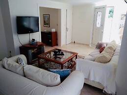 Villa Ampelaki (30 meters to the beach)