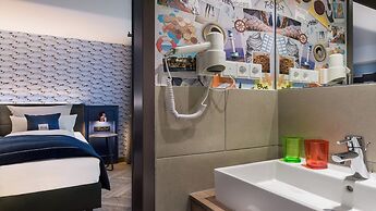 Holiday Inn - the niu, Welly Kiel by IHG