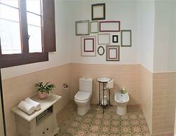 Los Canaritos Guest-House