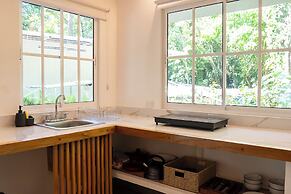 Jaguar Inn Bungalows