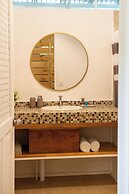 Jaguar Inn Bungalows