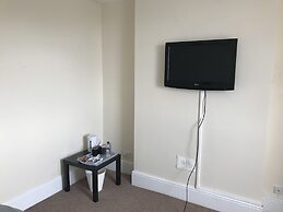 The New Alexandra Hotel