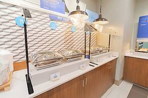 Holiday Inn Express & Suites Marion by IHG