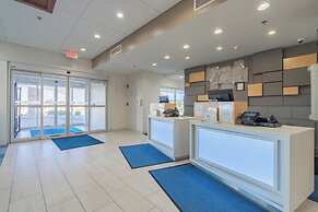 Holiday Inn Express & Suites Marion by IHG