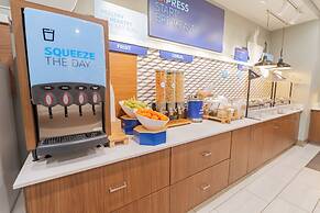 Holiday Inn Express & Suites Marion by IHG