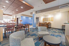 Holiday Inn Express & Suites Marion by IHG