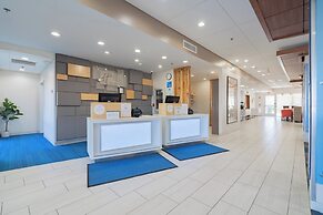 Holiday Inn Express & Suites Marion by IHG