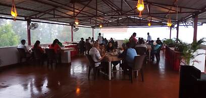 Meya Beach Walk Hotel