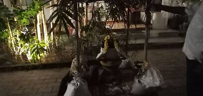 Meya Beach Walk Hotel