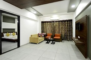 Crimson Park Shripriya Hotel