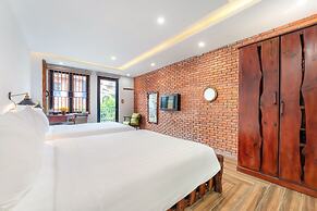 La An Old Town Hotel