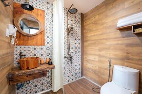 La An Old Town Hotel