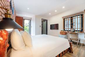 La An Old Town Hotel