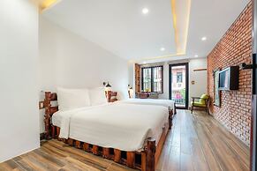 La An Old Town Hotel