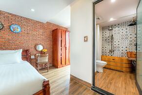 La An Old Town Hotel