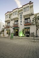 The Green Goose Hotel