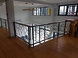 Riski Residence Bangbuathong