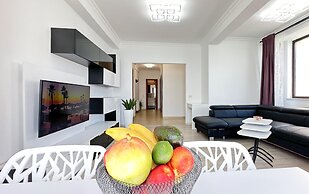 Deluxe Nicolle Solid Residence Mamaia