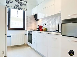 Deluxe Nicolle Solid Residence Mamaia