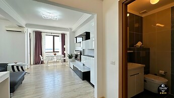 Deluxe Nicolle Solid Residence Mamaia