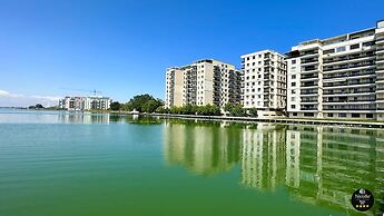 Deluxe Nicolle Solid Residence Mamaia