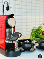 Deluxe Nicolle Solid Residence Mamaia