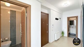 Deluxe Nicolle Solid Residence Mamaia