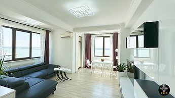 Deluxe Nicolle Solid Residence Mamaia