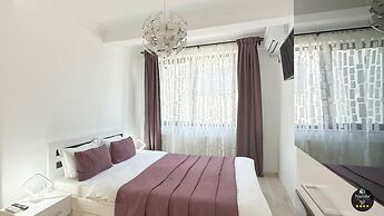 Deluxe Nicolle Solid Residence Mamaia