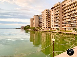 Deluxe Nicolle Solid Residence Mamaia