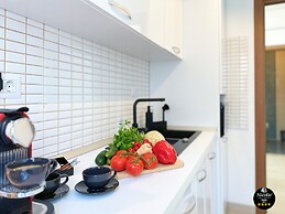 Deluxe Nicolle Solid Residence Mamaia