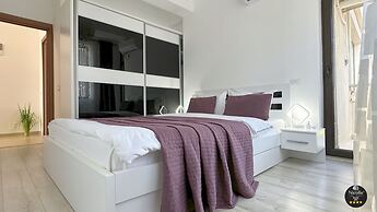 Deluxe Nicolle Solid Residence Mamaia