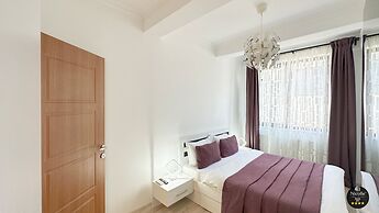 Deluxe Nicolle Solid Residence Mamaia