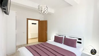 Deluxe Nicolle Solid Residence Mamaia